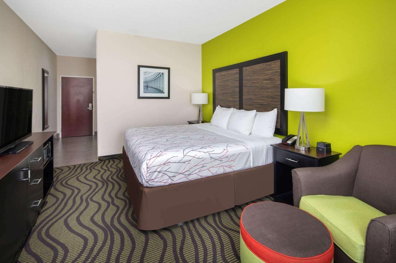La Quinta Inn By Wyndham Calhoun South I-75 Екстериор снимка